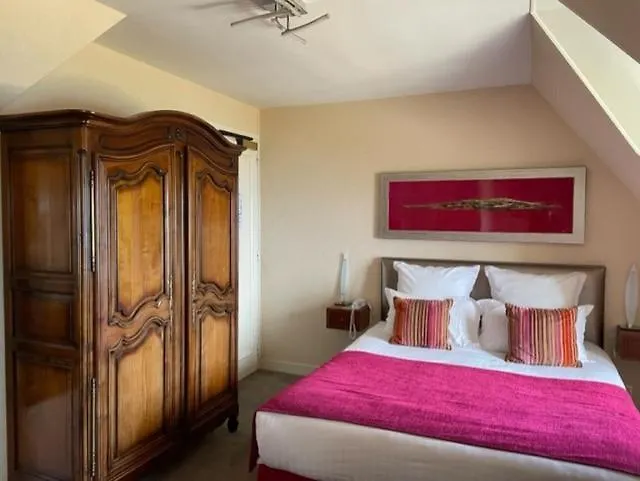 Hotel De La Pointe Du Grouin Cancale 3*,